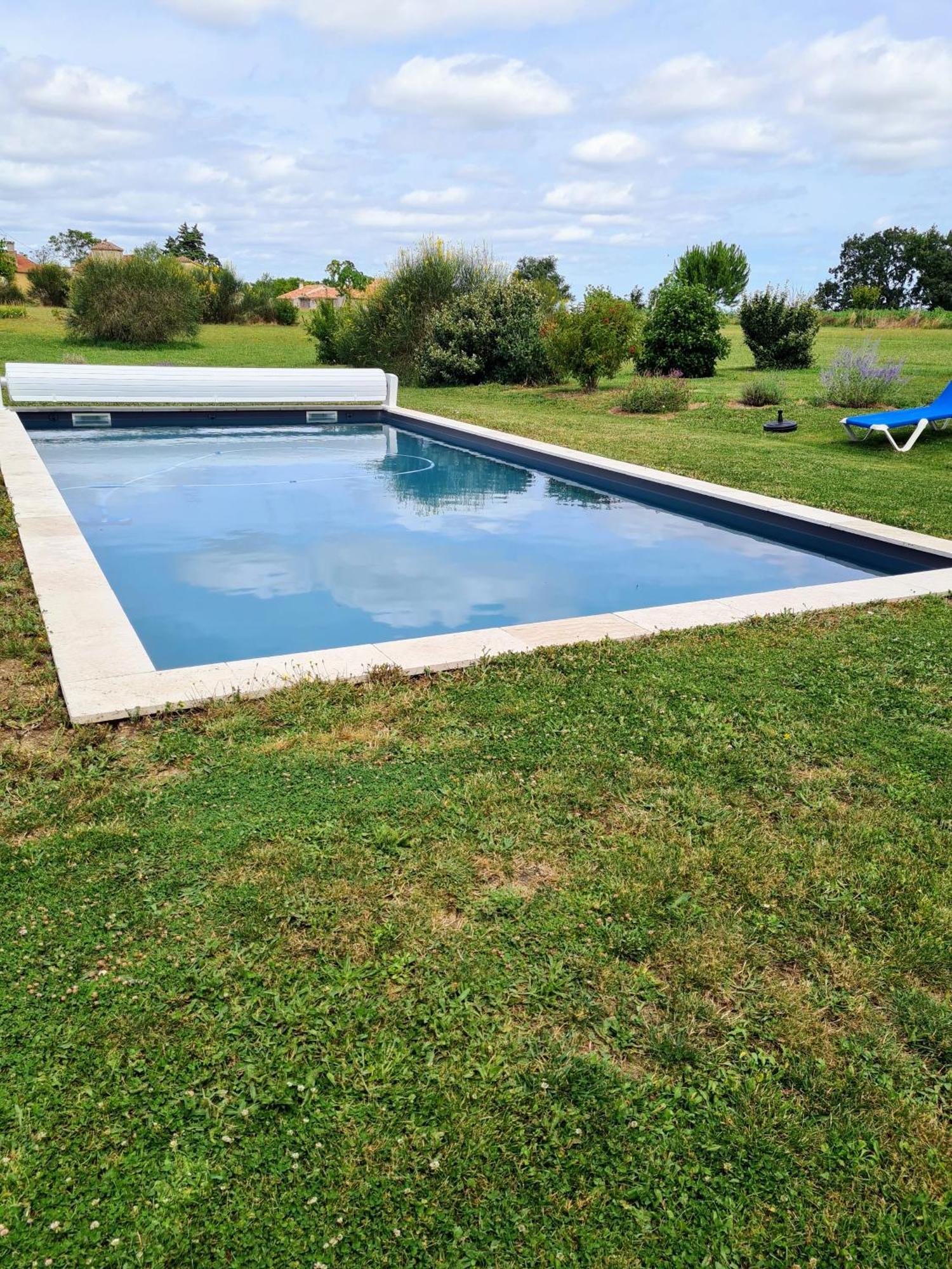 Charmant Logement A La Campagne Gazaupouy Bagian luar foto